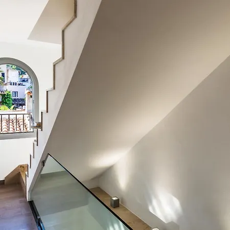 Townhouse Calvari By Homevillas360 * ポレンサ