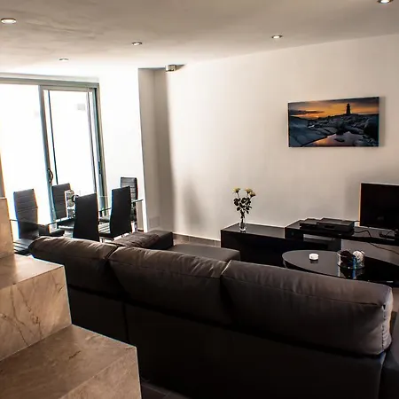 بيت للعطل Townhouse Calvari By Homevillas360