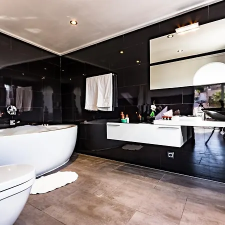 Townhouse Calvari By Homevillas360