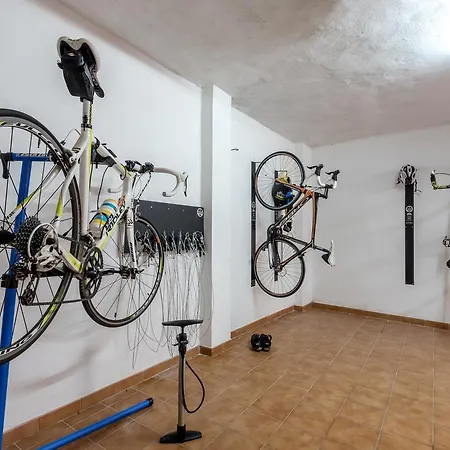 بيت للعطل Townhouse Calvari By Homevillas360 *