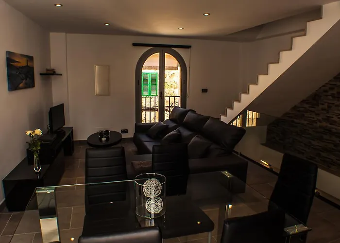 Tatil Evi Townhouse Calvari By Homevillas360 *