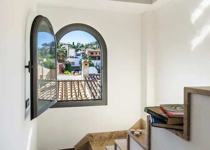 Townhouse Calvari By Homevillas360