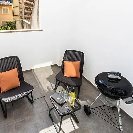 Townhouse Calvari By Homevillas360 Hébergement de vacances