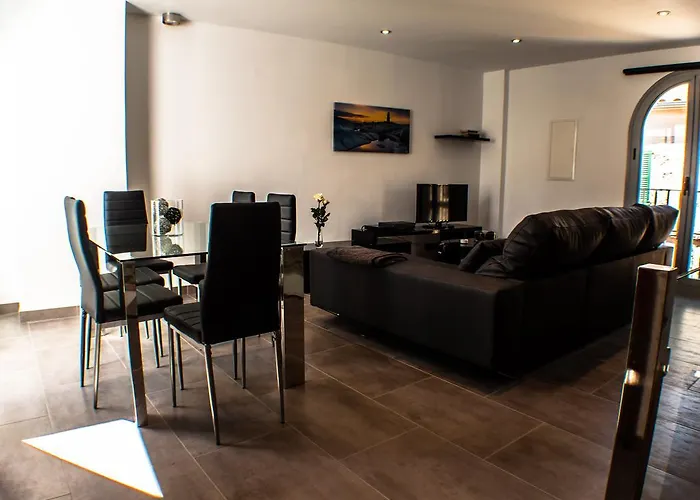 Prázdninový dům Townhouse Calvari By Homevillas360