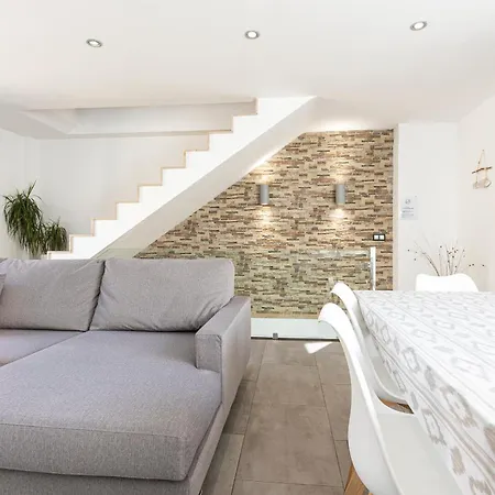 Townhouse Calvari By Homevillas360